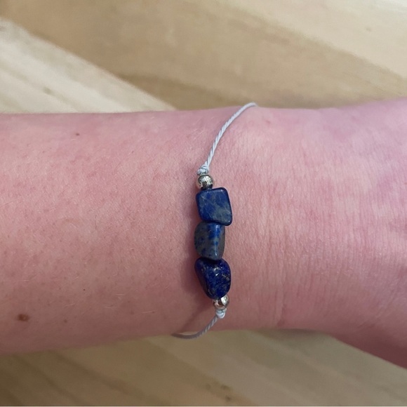 Lapis Lazuli Beaded Bracelet Adjustable - Picture 2 of 2